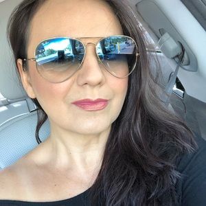 Meet your Posher, Aurilene